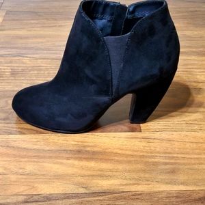 Candies Suede ankle booties